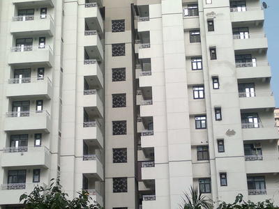 Sector 19, Ph II, Plot 5, Nishat Apartment